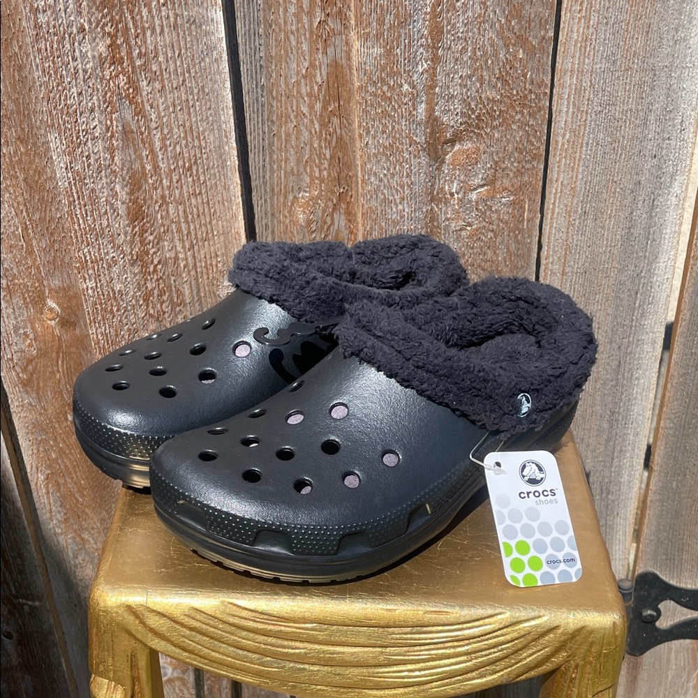 Discontinued Mammoth CROCS MENS Black Fuzz-Lined Clog NWT